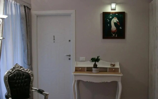 Rome King Suite