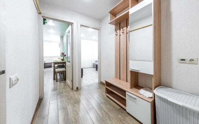 Sun City Apartment (Сан Сити Апартмент) на улице Островского