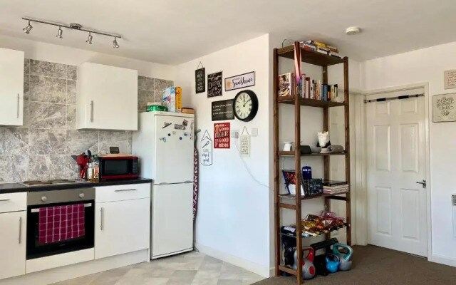 Cosy Flat - Access to City Centre/Airport/Stadiums