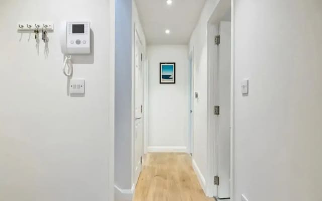 Modern And bright 1 Bedroom Apartment in Ealing