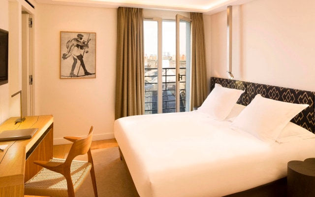 Hotel Marignan Champs - Elysées