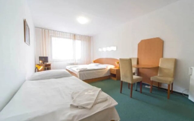 Hotel Arnost Garni
