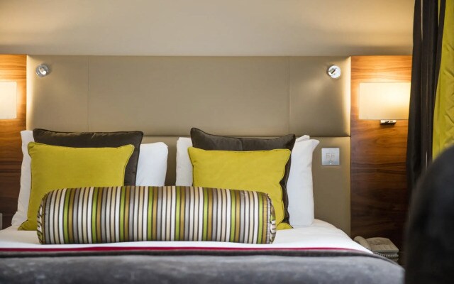 The Tower Hotel, by Thistle