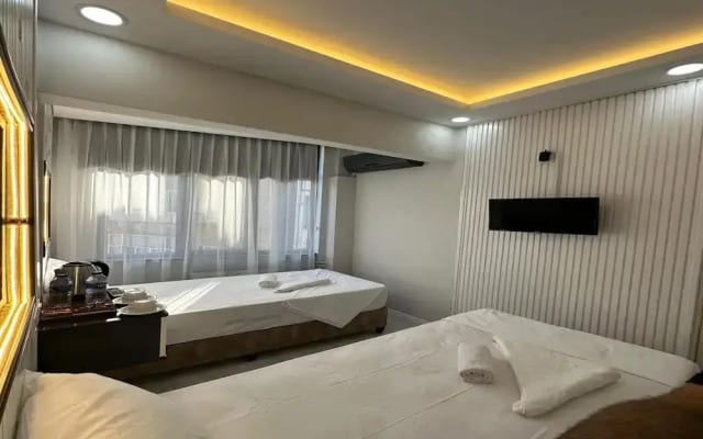 Asil Kosova Hotel