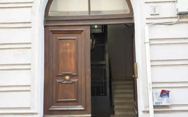 Testaccio Brand New 3 BR Apartment, Rome