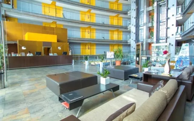 Отель Eurohotel Barcelona Gran Via Fira