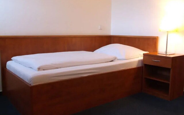 Hotel Lev