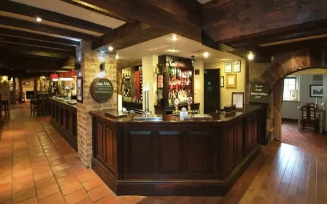 Premier Inn Huddersfield North
