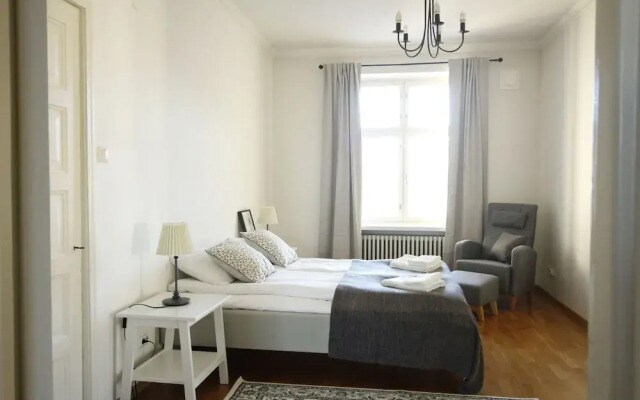 2ndhomes Iso Freda
