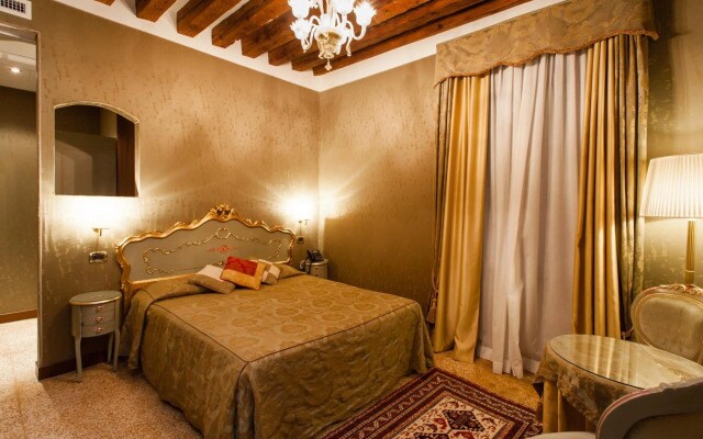 Hotel Al Ponte Mocenigo