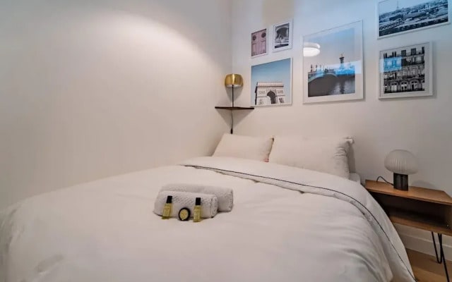 Beautiful 2-bedroom Apartment in South Pigalle