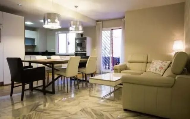 Holidays2Malaga Victoria with patio and parking