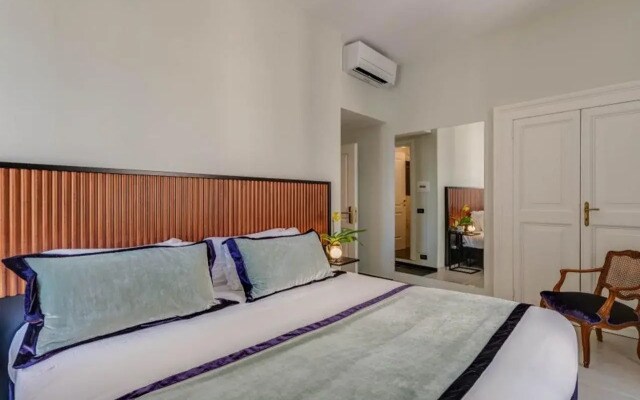 Adrianus Hotel