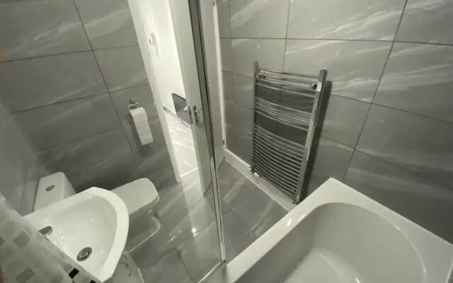 Luxurious 2-bed Apartment in Woolwich, London