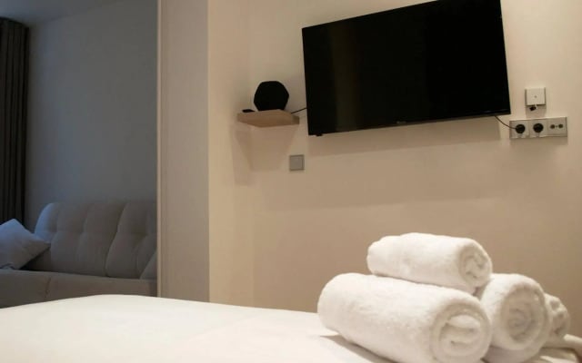 Cosmopolitan Boutique Rambla by Blossom Hotels