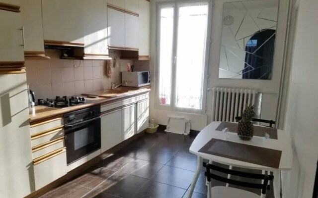 Joli Maison Calme 10 Mn de Paris St Lazare