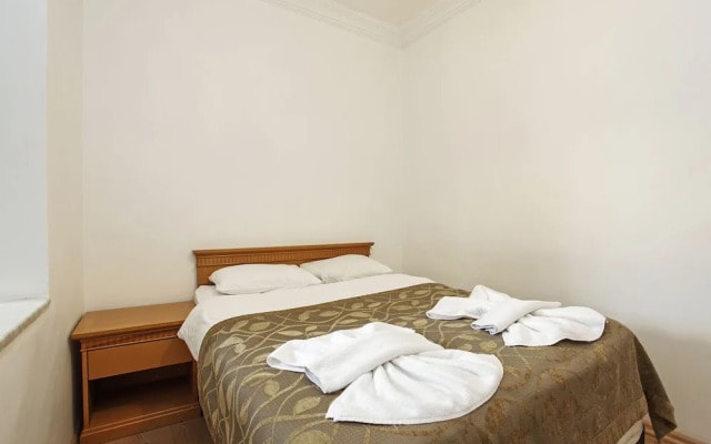 Mete Apartments