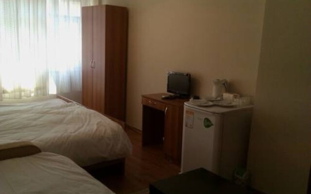 Hanci Apart