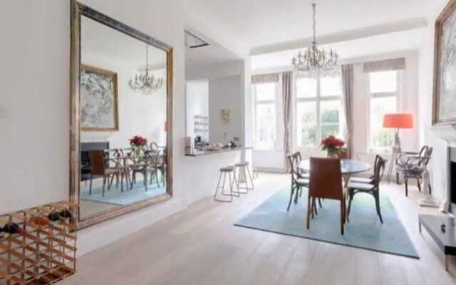 Stylish And Spacious 3 Bed Gdn Flat In Kensington