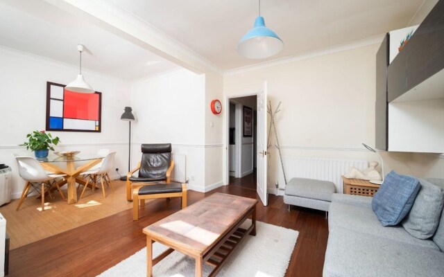 Cosy One-bedroom Flat in Bromley
