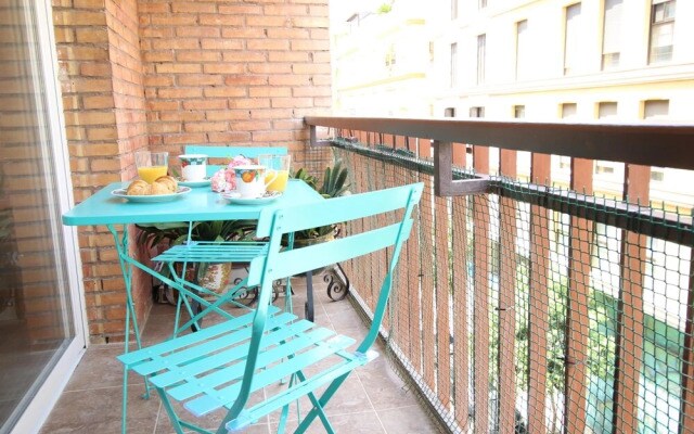 Del Parque Flats - Zamarrilla