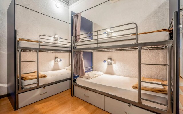 Casa Barcelo Hostel