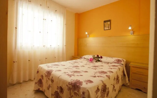 Malaga 101679 3 Bedroom Apartment By Mo Rentals