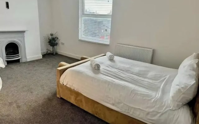 100 Aigburth
