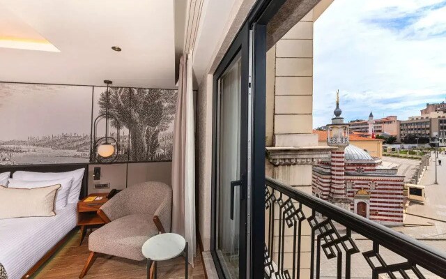 Levni Istanbul Hotel Handwritten Collection