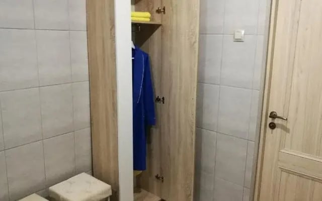 Hostel 44