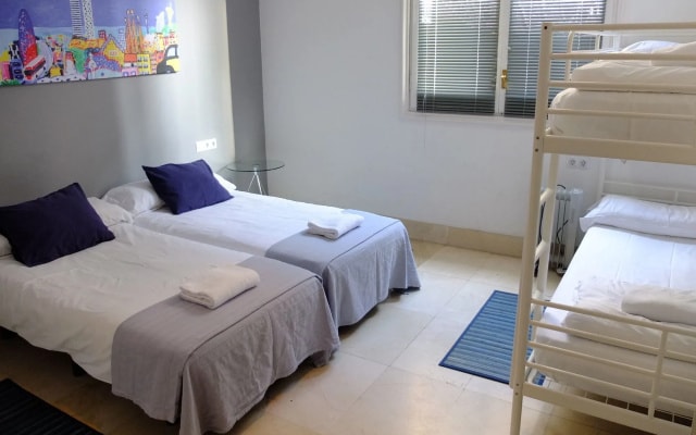 No Limit Hostel Central