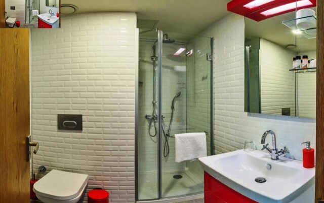 Taksim Nis Hotel