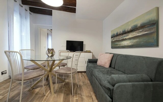Dorsoduro Suite 1241 by Wonderful Italy