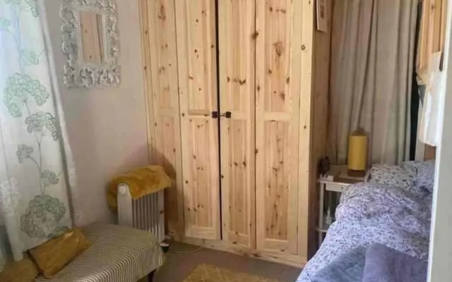2 Bed-sleeps 3-dog Friendly-garden-riverside