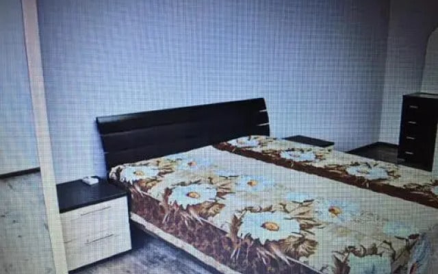 Guest House on Samburova 77