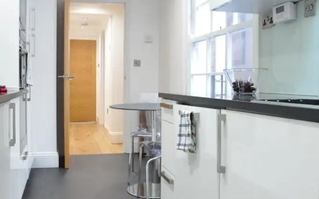 Stunning 3 Bedroom Bath
