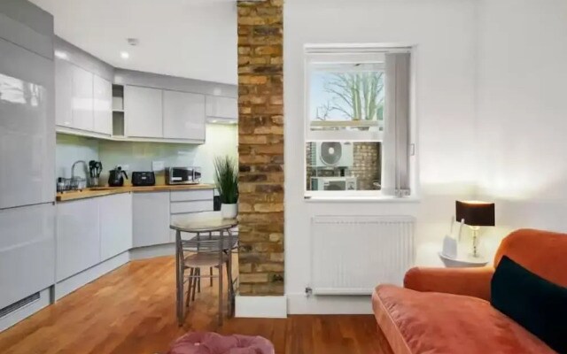 Flat 1 Victoria Grove