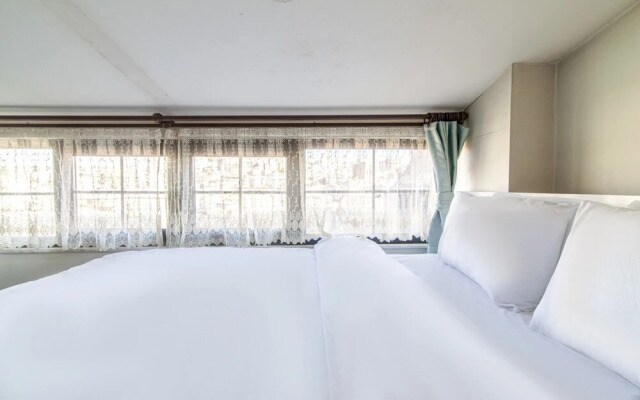 Room with View in Beyoglu