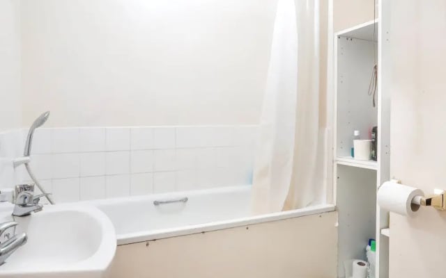 Teviot Street - Deluxe Double Room