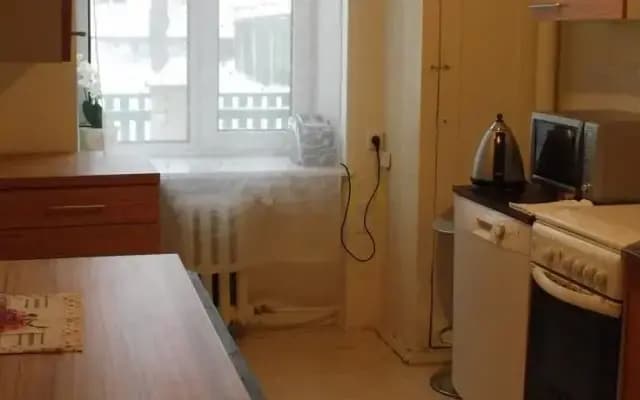 Roosikrantsi 8 City Center Apartment