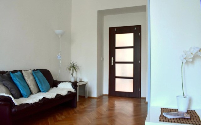 AIRSTAY PRAGUE Wellness apartments Florenc