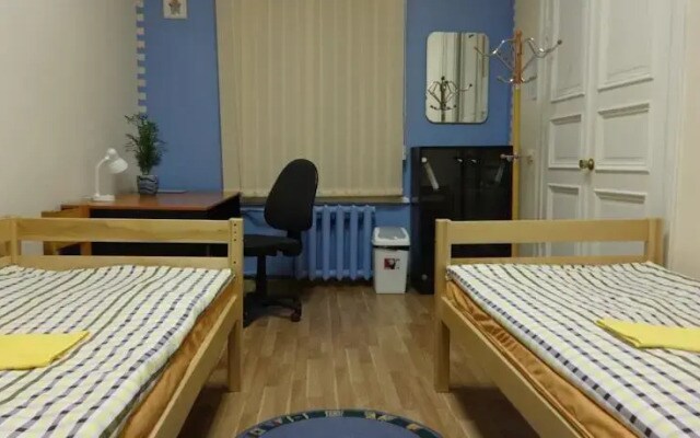 Mr. Hostel