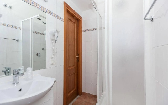 Ora Guesthouse