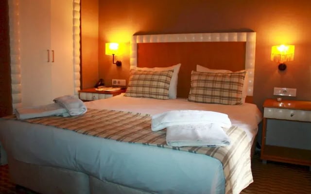 Taxim Alyon Suite Hotel