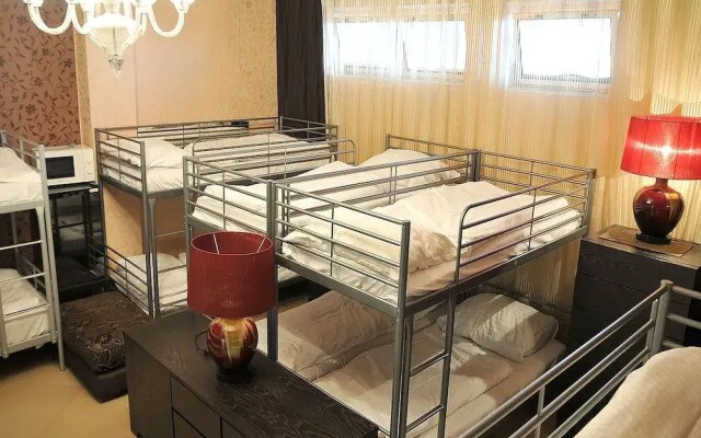 Free Zone-Hostel Praha