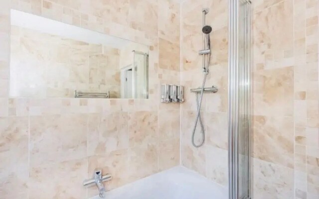 Beautiful 1-bed Apartment in York Near Gym