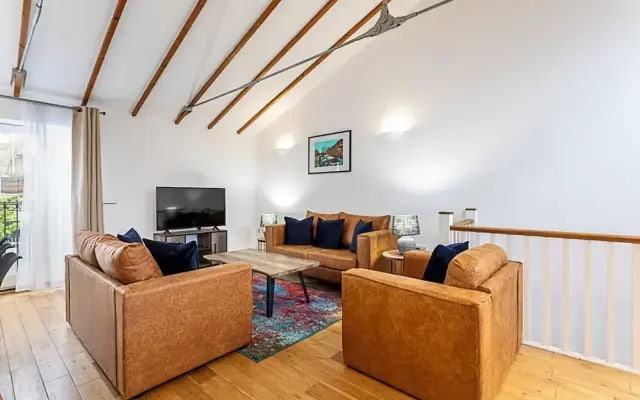 Light and Airy Upside Down House in Boho Hackney