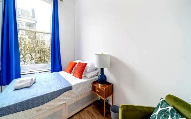 Modern 1BR Apartment in Greater London