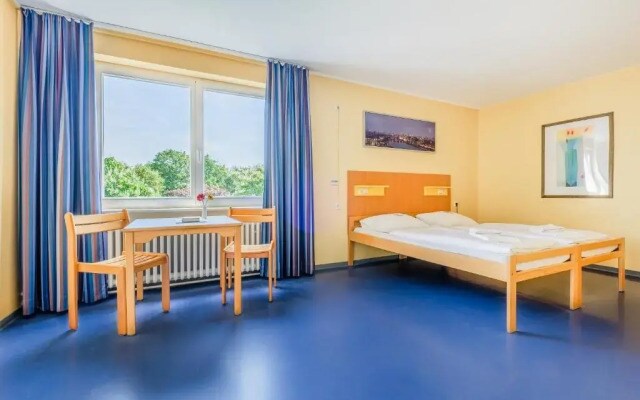 martas Gästehäuser Hauptbahnhof Berlin - Hostel
