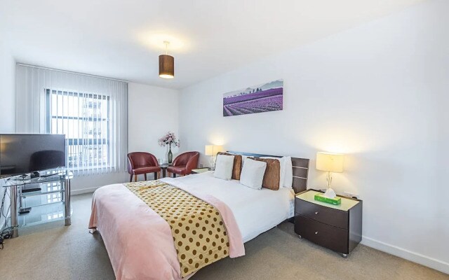 Splendid 3 Bedroom Apartment Marina View